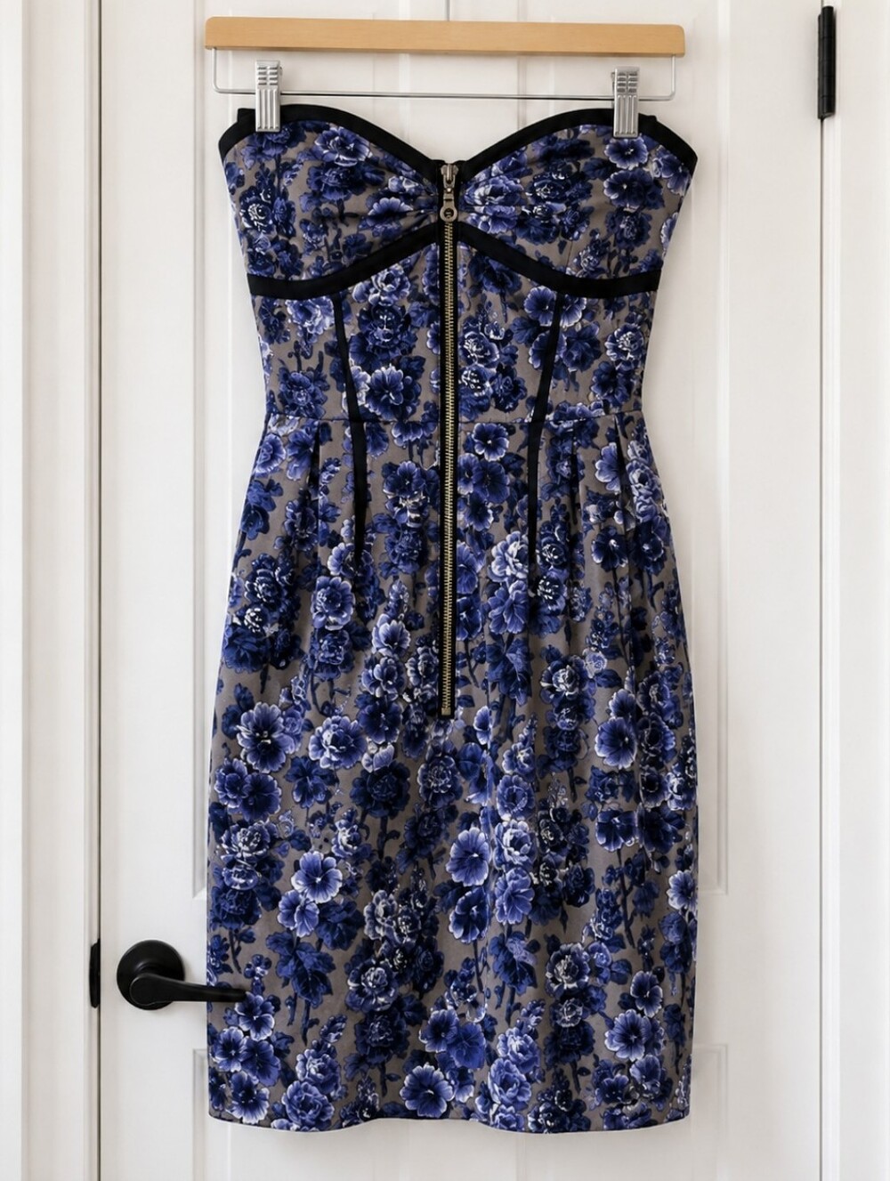 Vena Cava 100% Silk Strapless Blue Floral Zip-Front Dress